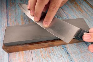 The Benefits of Using Whetstones Over Electric Sharpeners